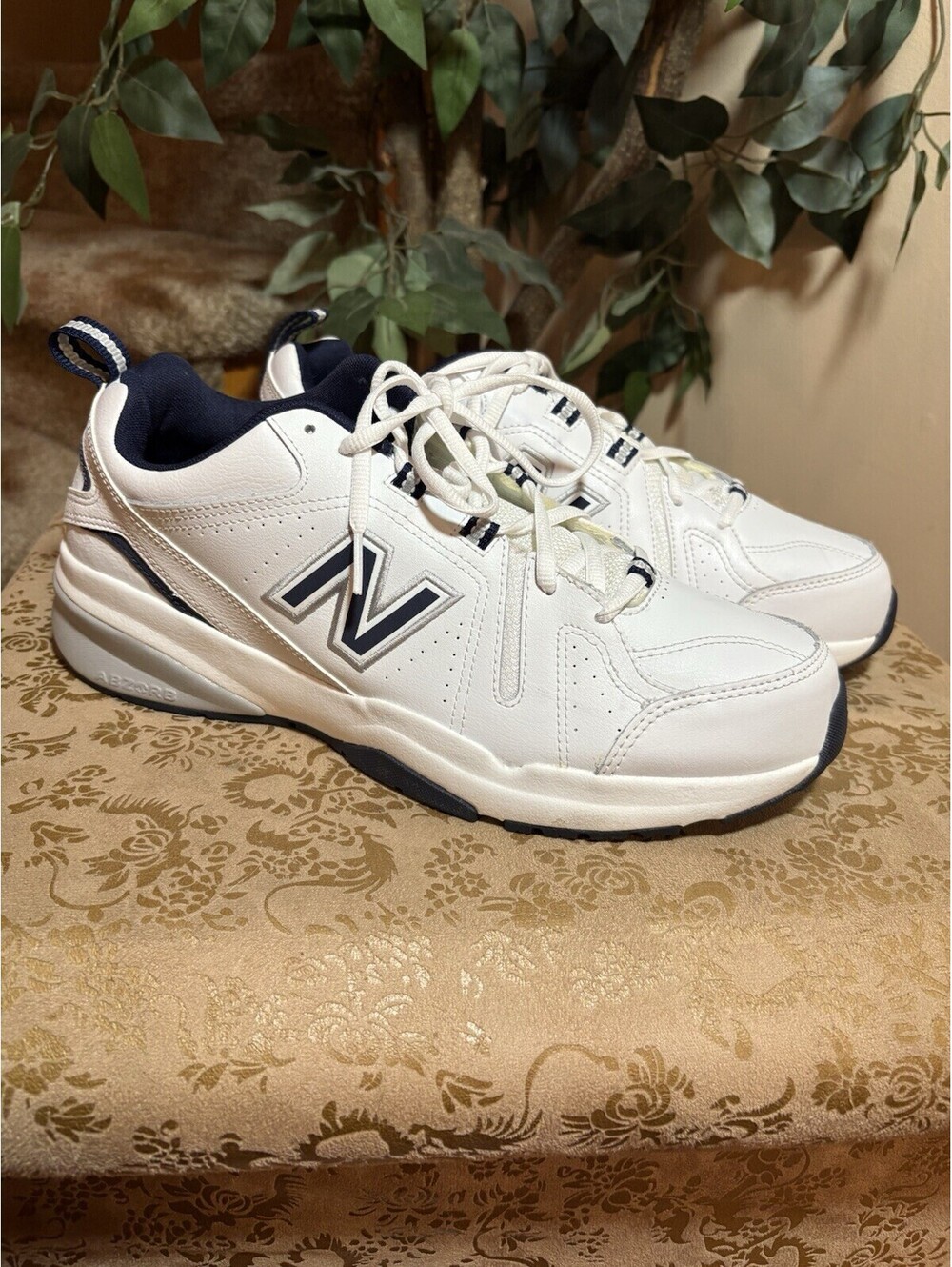 New Balance Men's 608 V5 Casual Comfort Cross Trainer White/Navy, US 11 Medium